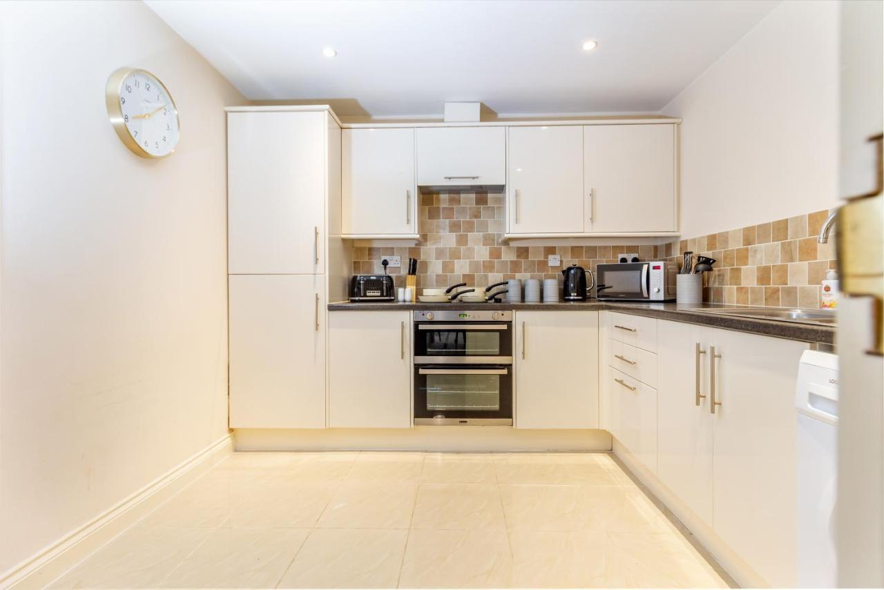 Host & Stay - Hillbrook House Apartment Great Malvern Dış mekan fotoğraf