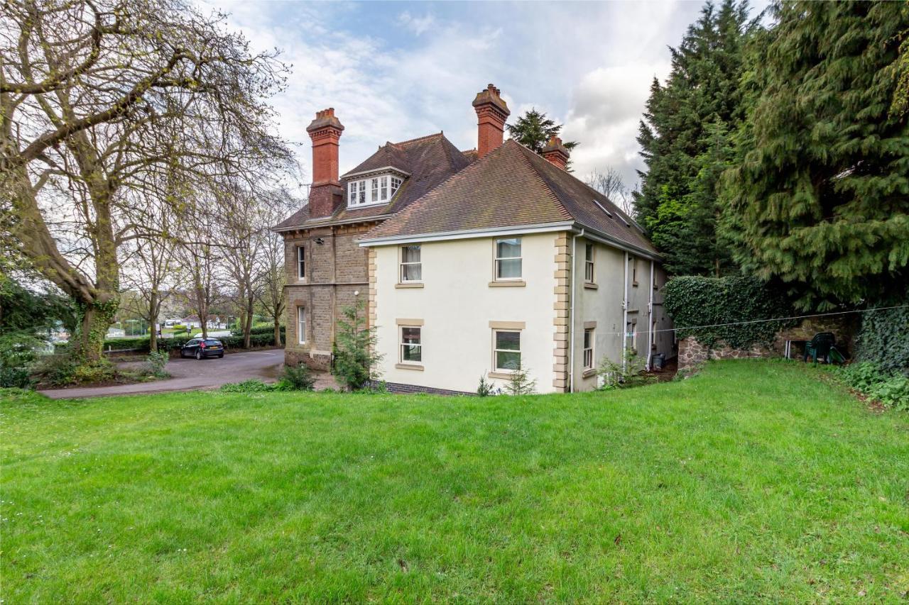 Host & Stay - Hillbrook House Apartment Great Malvern Dış mekan fotoğraf
