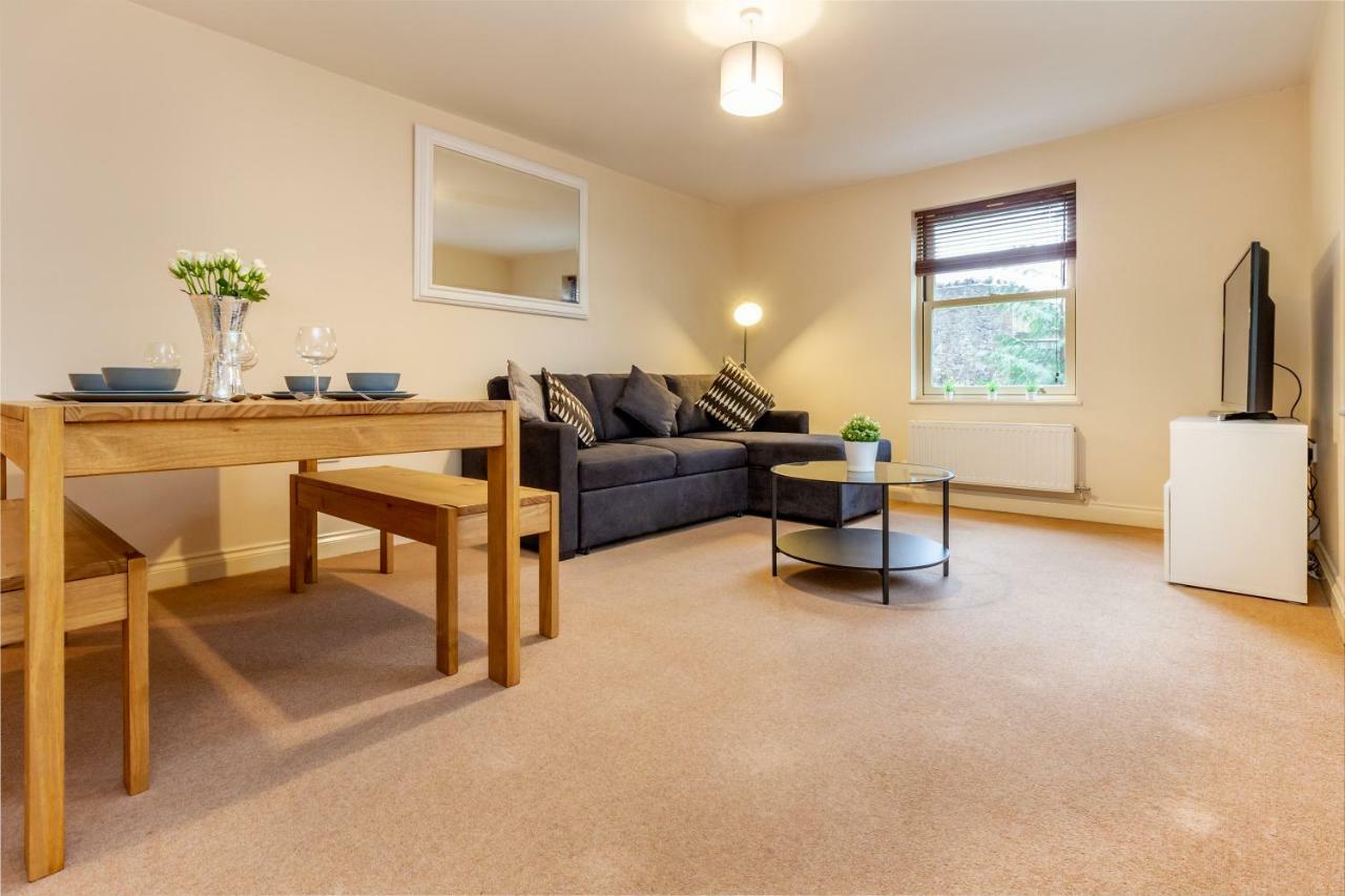 Host & Stay - Hillbrook House Apartment Great Malvern Dış mekan fotoğraf